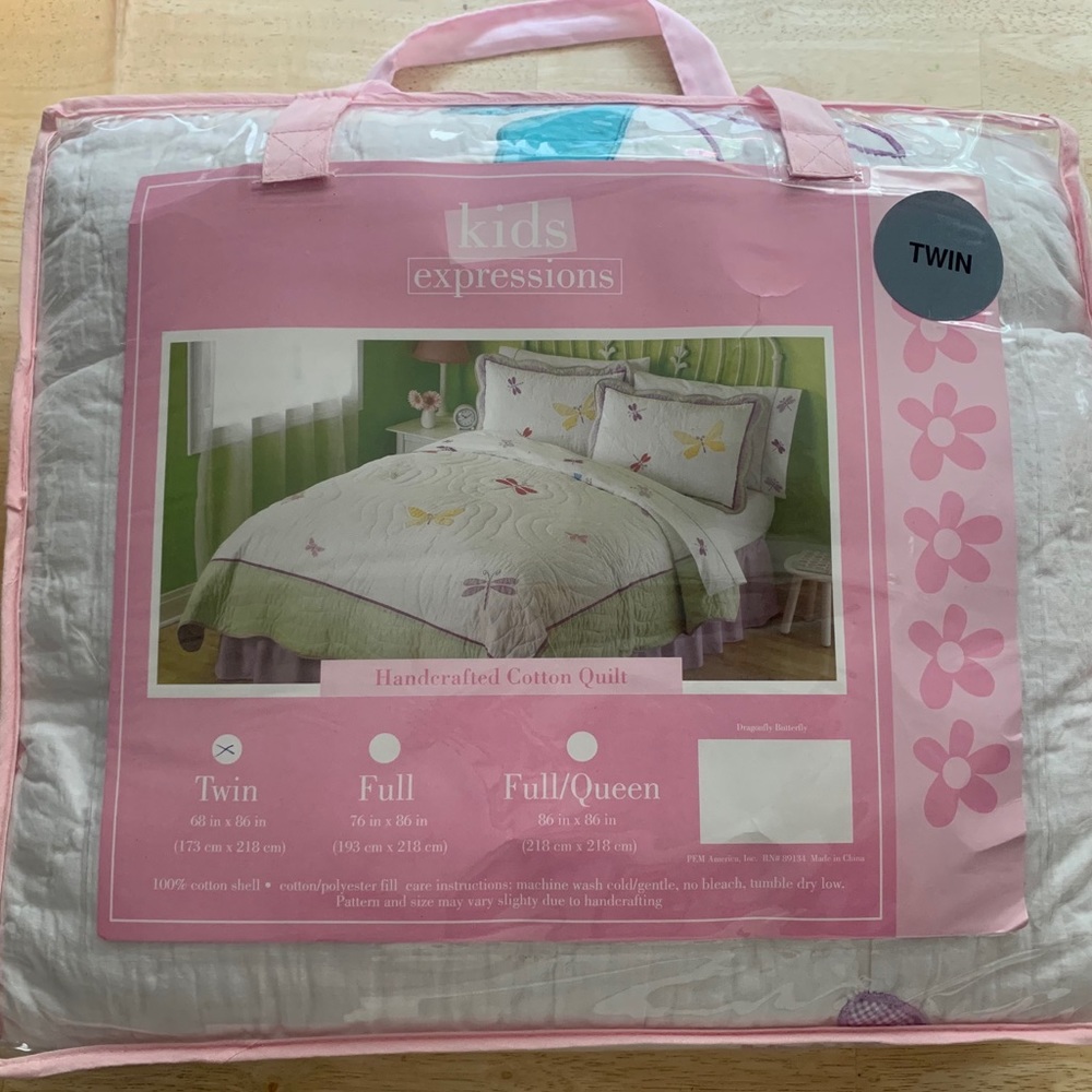 Girls Bedding Set - quilt & sham